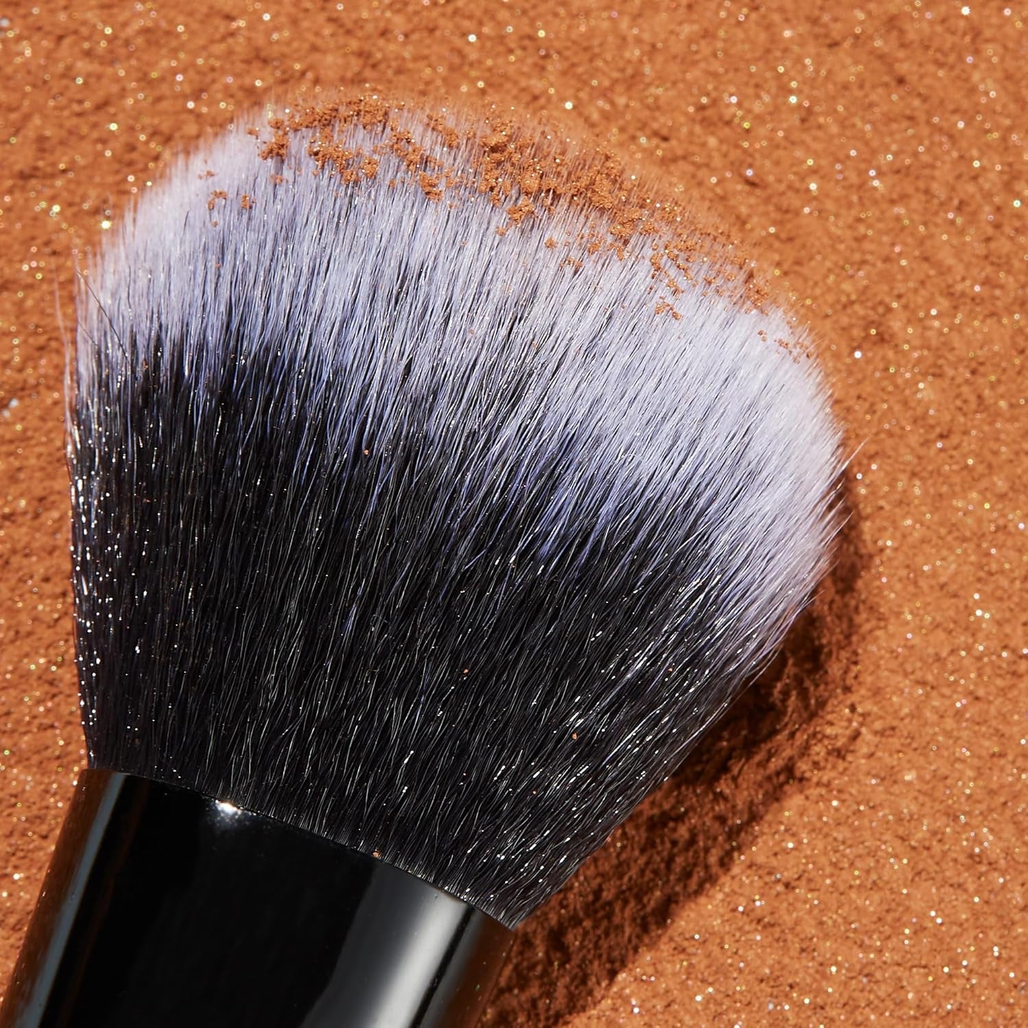 Flawless Face Brush - Vegan & Cruelty-Free Synthetic Brush for Perfect Contour, Blush & Bronzer Application
